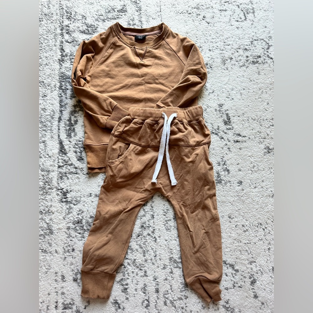 Little bipsy core collection outfit